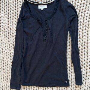 American Eagle size Large Women's Black Long Sleeve Top with buttons